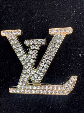 Brooch Crystal Pin